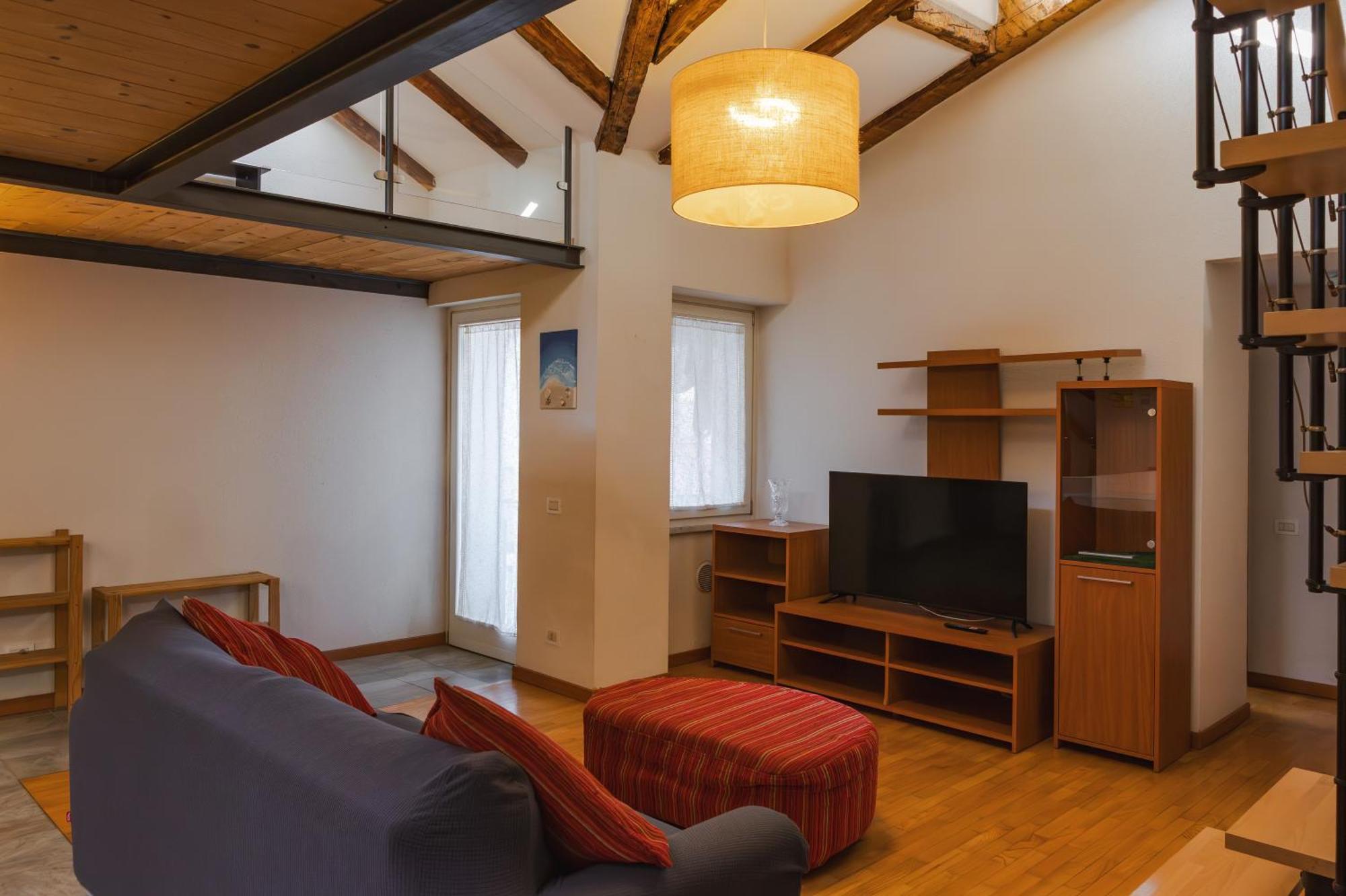 Apartamento Mansarda Piazza Venezia Trieste Exterior foto